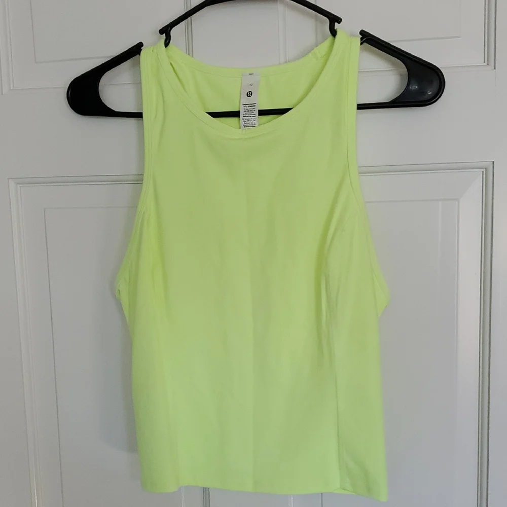 NWT Lululemon Nulux Racerback Cropped Run Tank Sz 4,6 Faded Zap